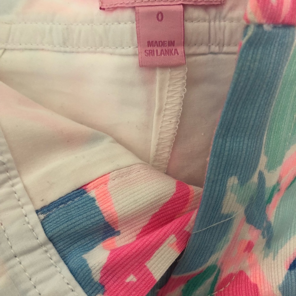 Lilly Pulitzer skirt !!